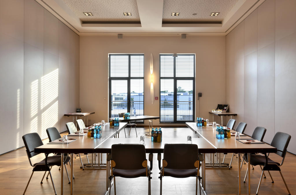 Flemings Conference Hotel Frankfurt Frankfurt am Main Bagian luar foto